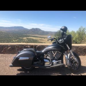 Meet your Posher, Zach